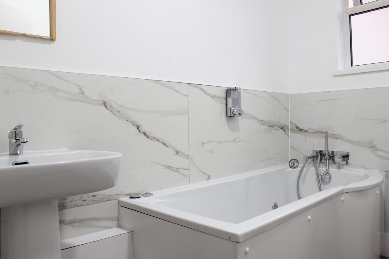 St Peter'S Shared House Hotel Birmingham Ngoại thất bức ảnh